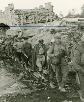 Советские войска на пути к Выборгу. Лето 1944 г. Фотограф Б. П. Кудояров. РМИ