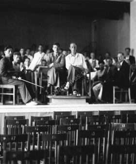 Эвакуационная карточка Е.А. Мравинского. 28 апреля 1942 г. Из материалов фондов Центра розыска и информации Общероссийской общественной организации «Российский Красный Крест».